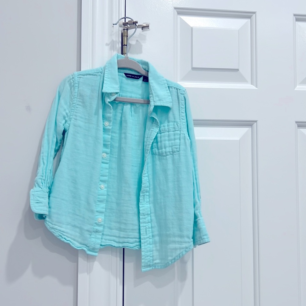 Baby blue dress shirt for boys in size 2T